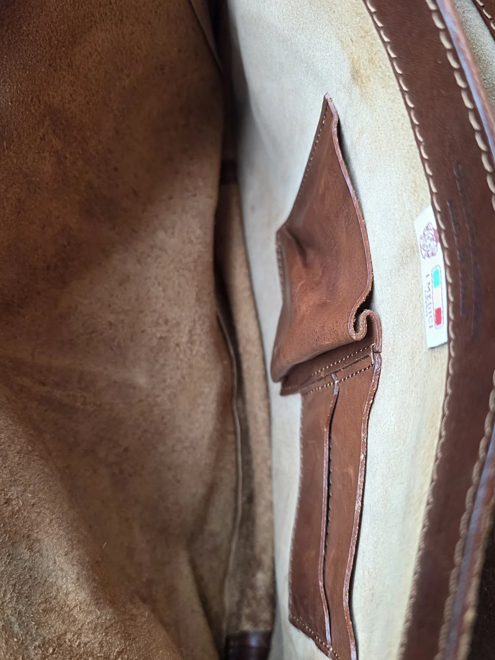 I Medici Italian Leather Crossbody Bag Cognac Flap Shoulder Vintage